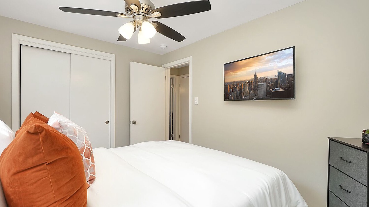Photo of Bedroom in Forestview