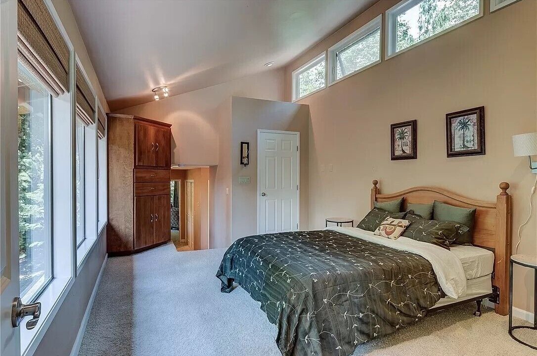 Photo of Bedroom in Issaquah