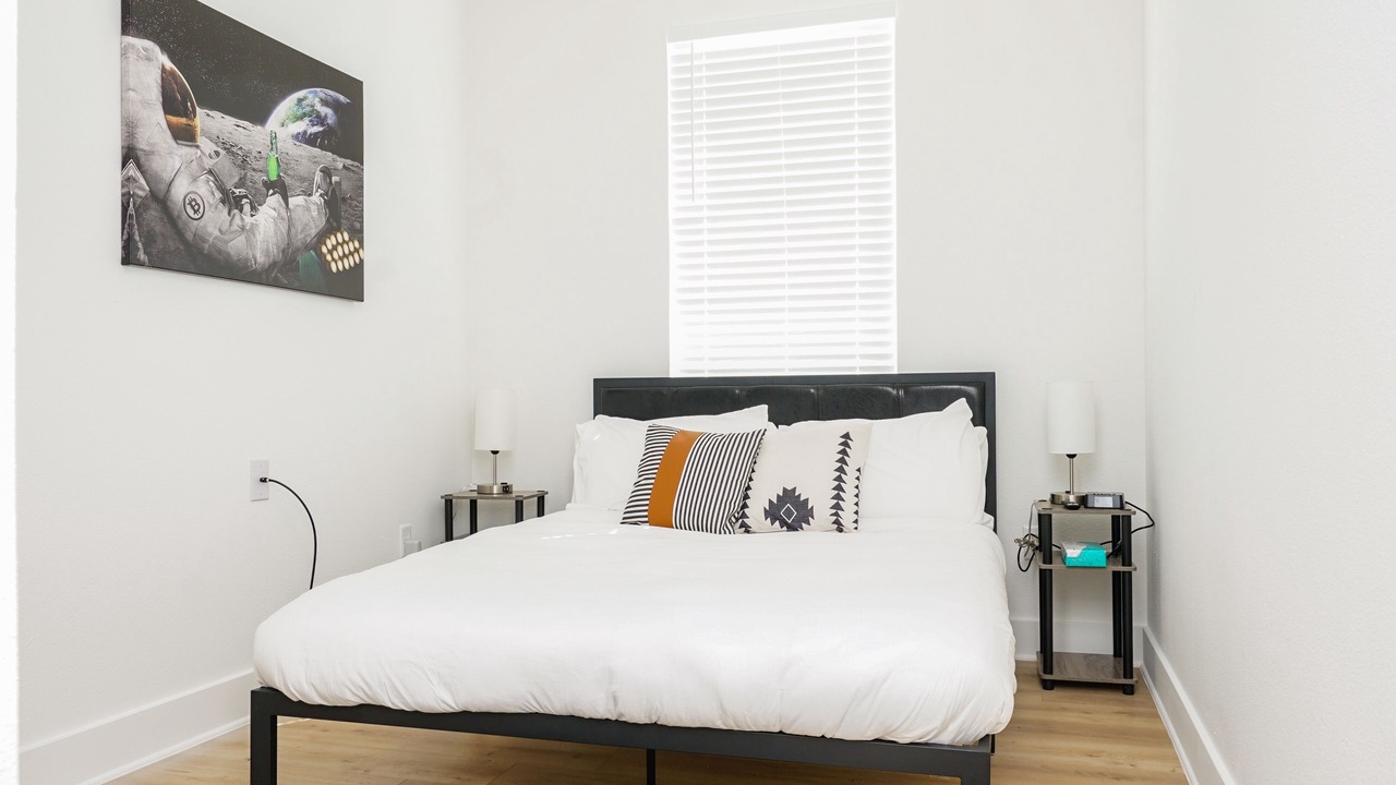 Photo of Bedroom in Greater East End