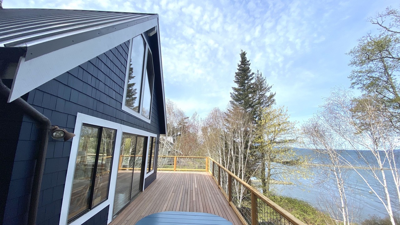 Photo of Patio Balcony in Eastsound