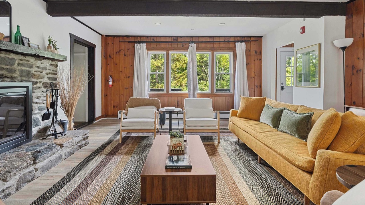Photo of Livingroom in West Dover