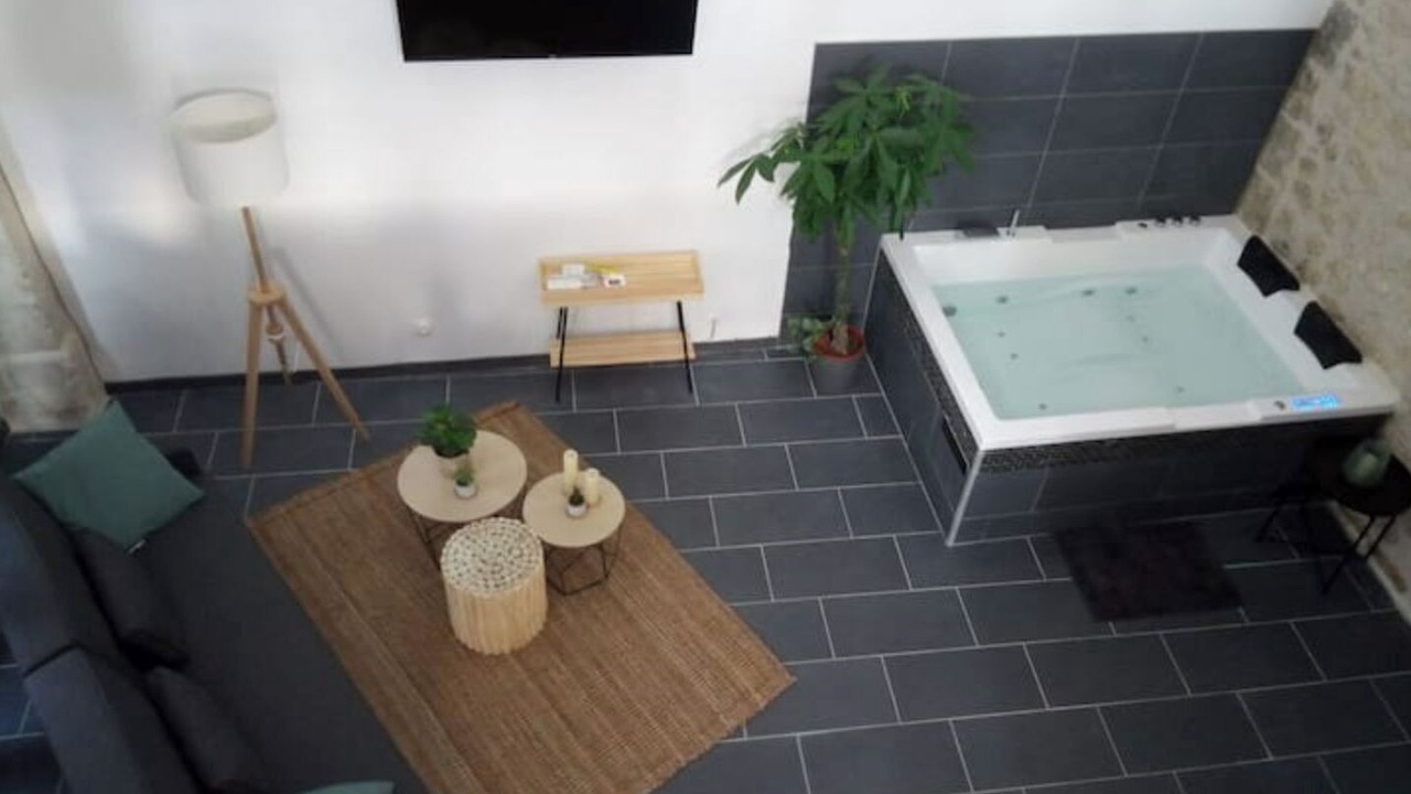 Photo of Others in Mont-Notre-Dame