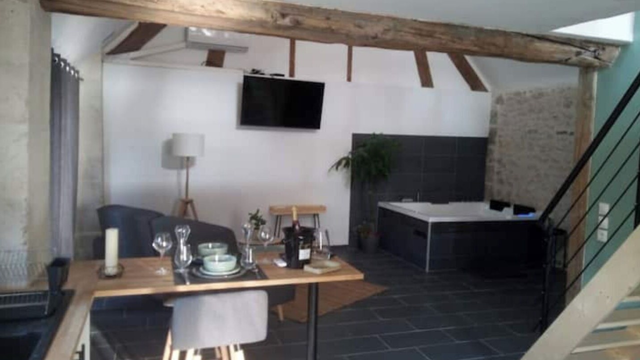 Photo of Others in Mont-Notre-Dame