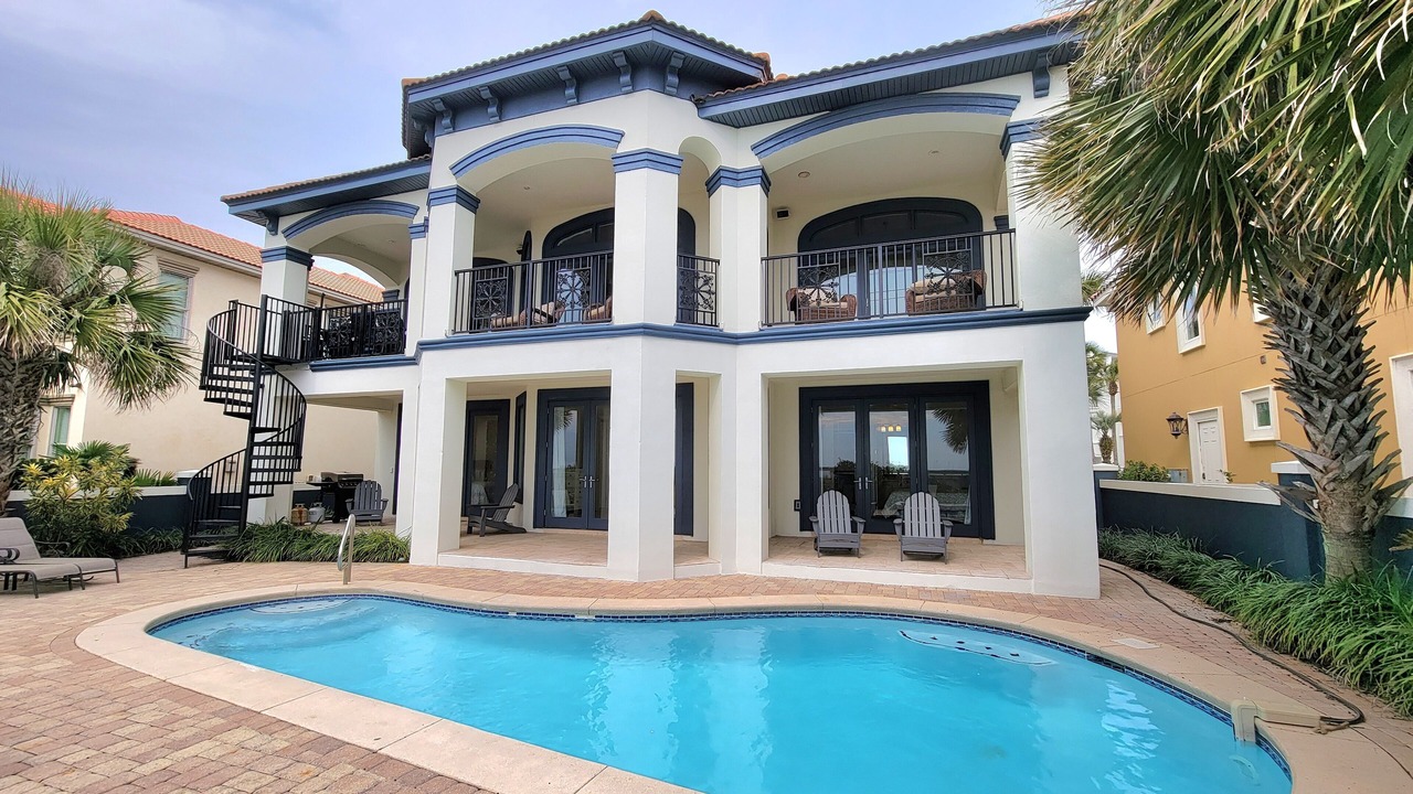 Photo of Outdoor in Avalon Beach Estates