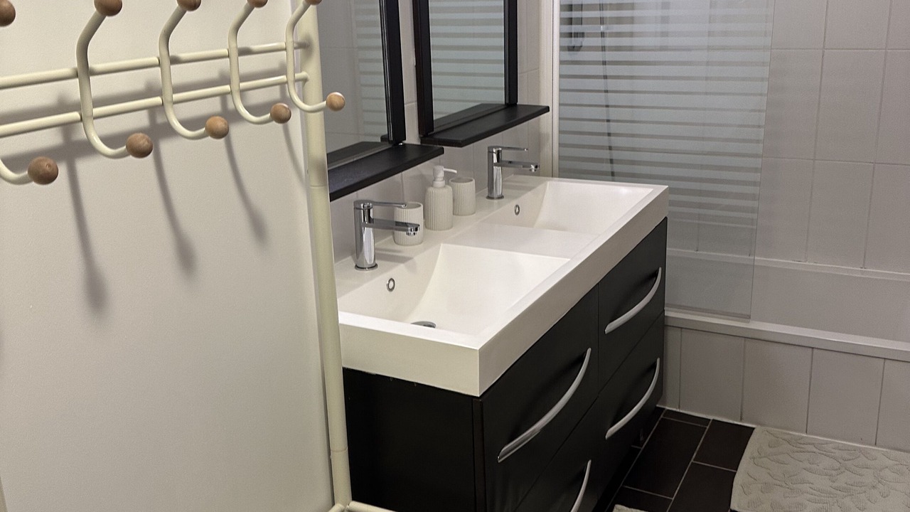 Photo of Bathroom in Monteaux