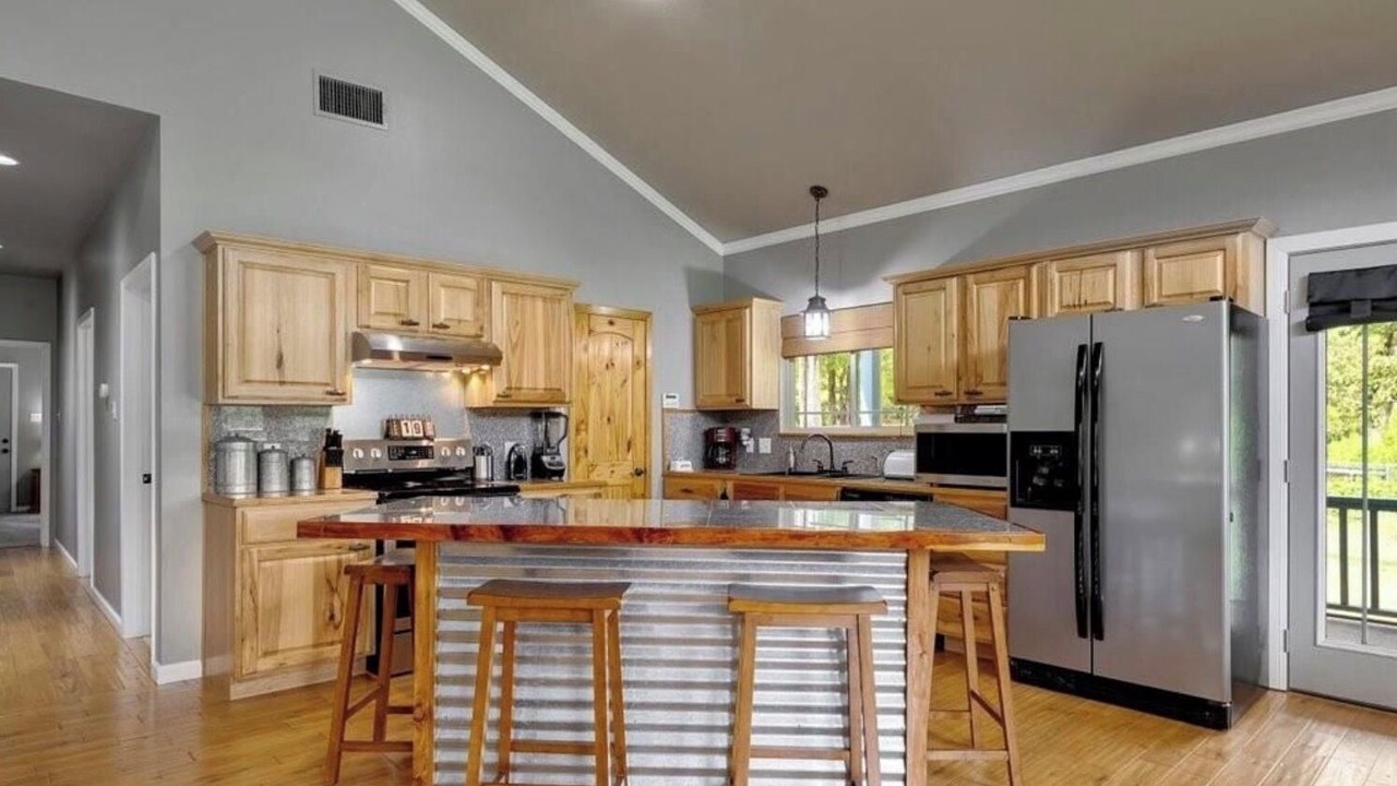 Photo of Kitchen in Flint