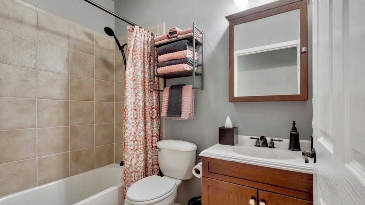 Photo of Bathroom in Flint