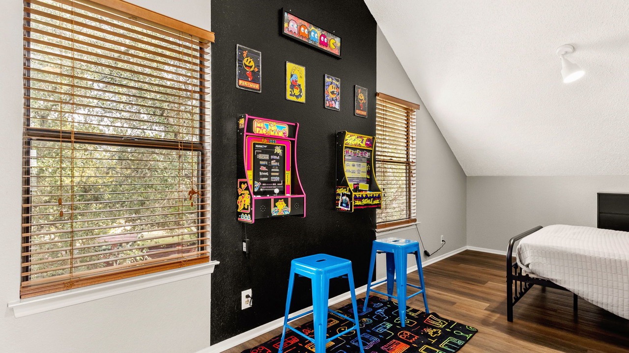 Photo of Bedroom in Canyon Lake