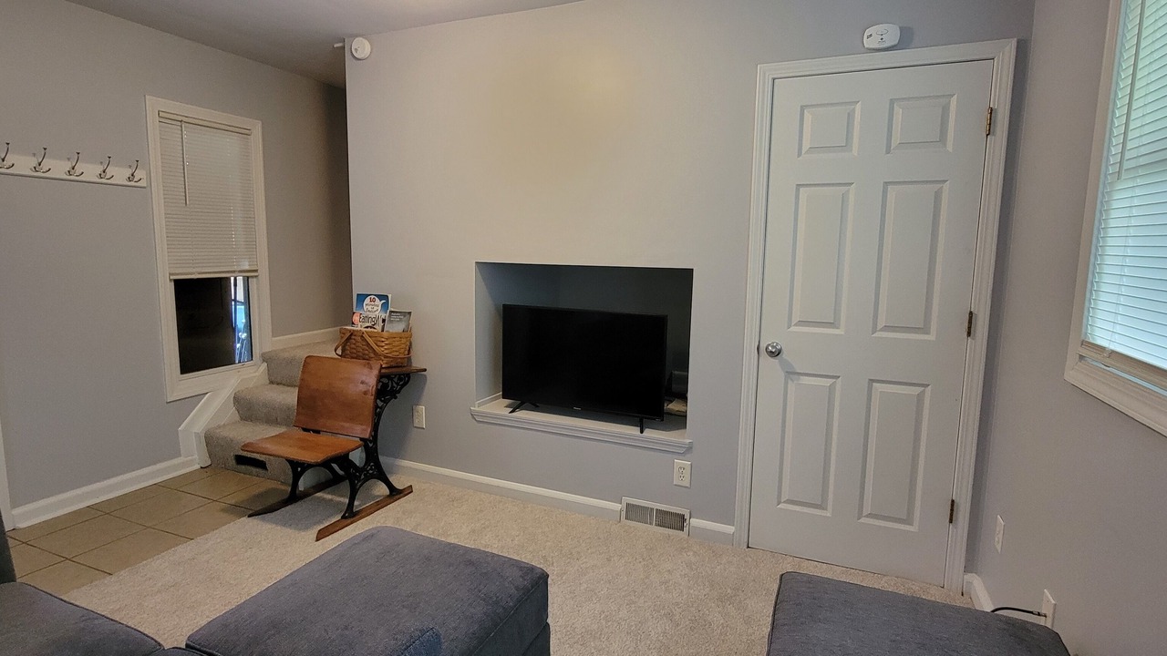 Photo of Livingroom in Milford