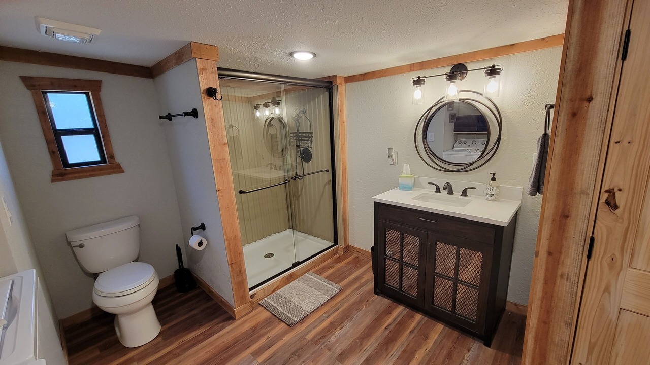 Photo of Bathroom in Broaddus