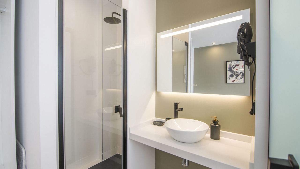 Photo of Bathroom in El Mercat