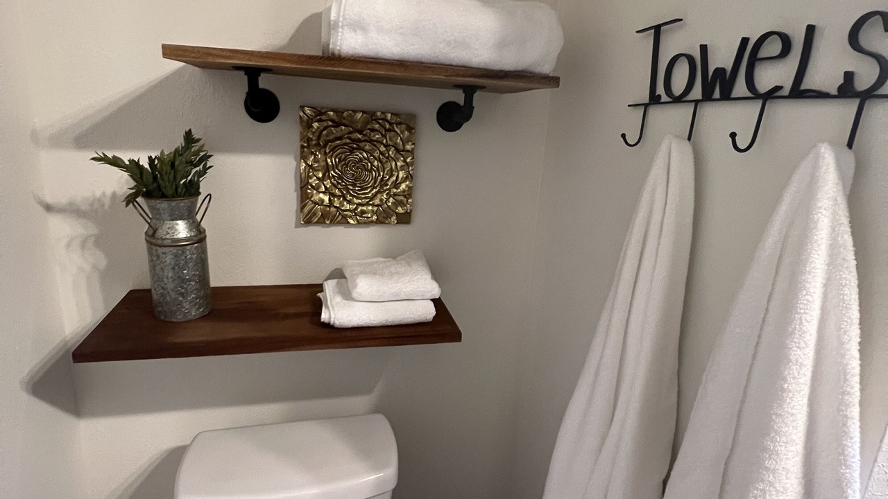 Photo of Bathroom in Willis