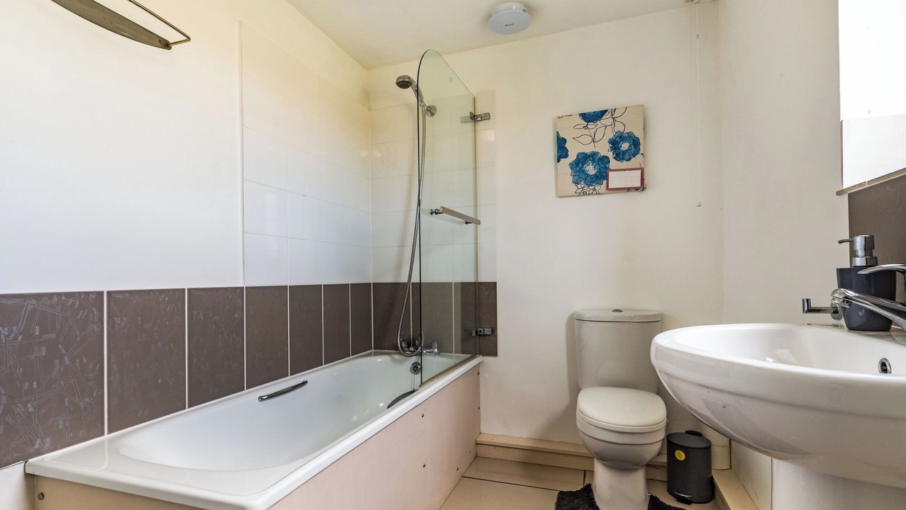 Photo of Others in Lofthouse