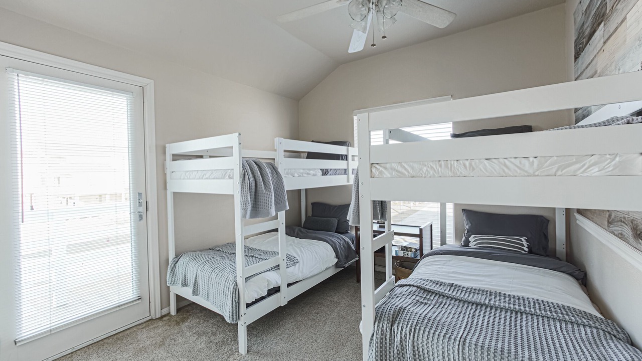 Photo of Bedroom in Pointe San Luis