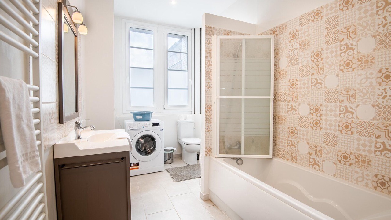 Photo of Bathroom in Old Town