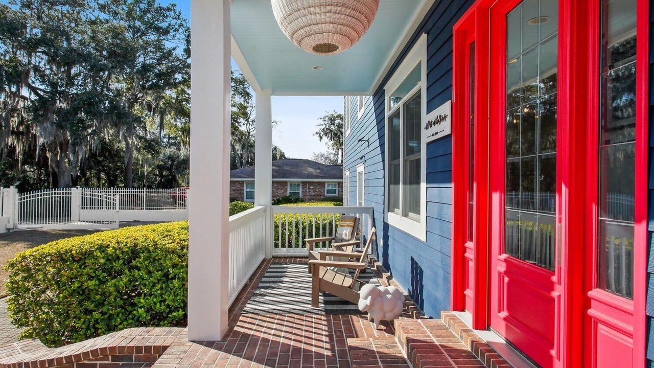 Photo of Patio Balcony in Thunderbolt