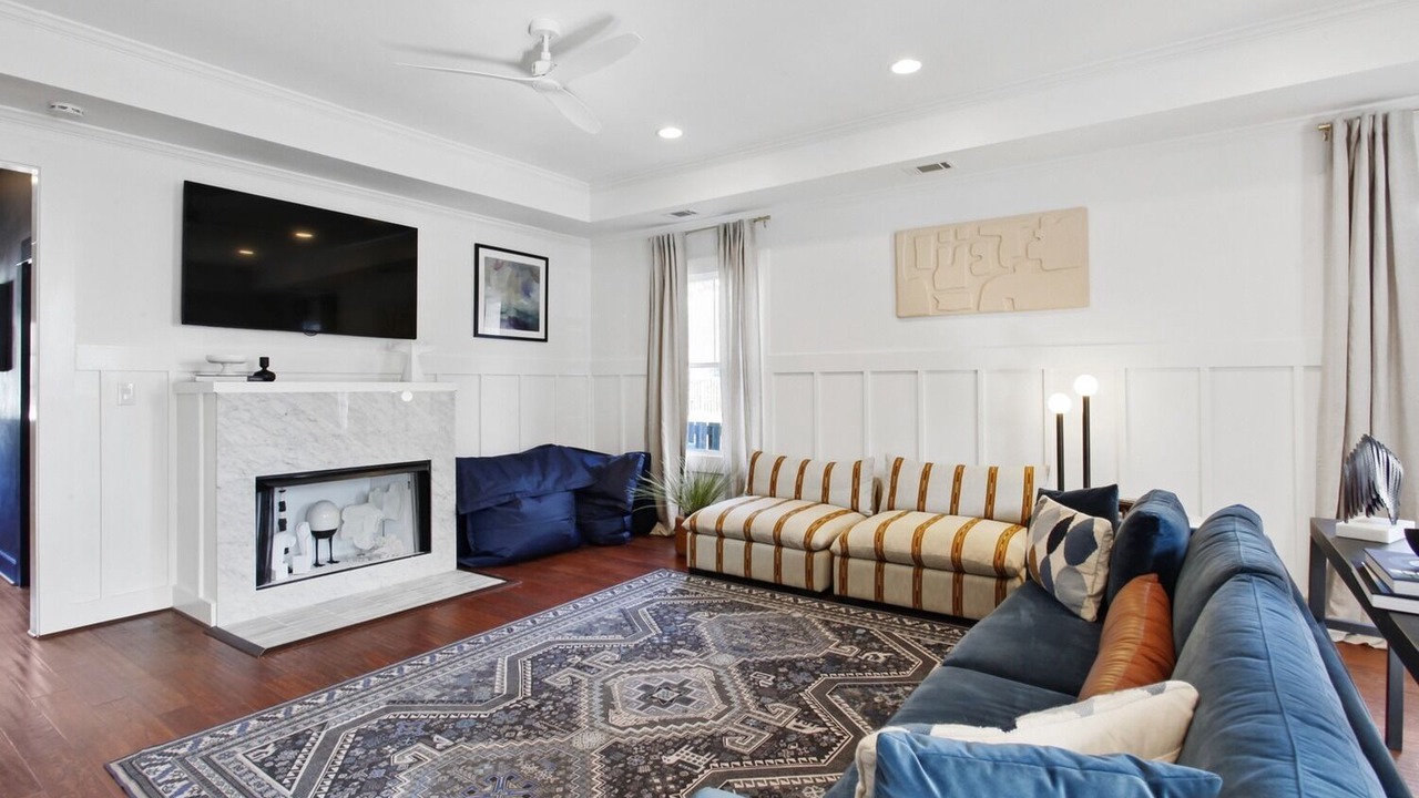 Photo of Livingroom in Thunderbolt