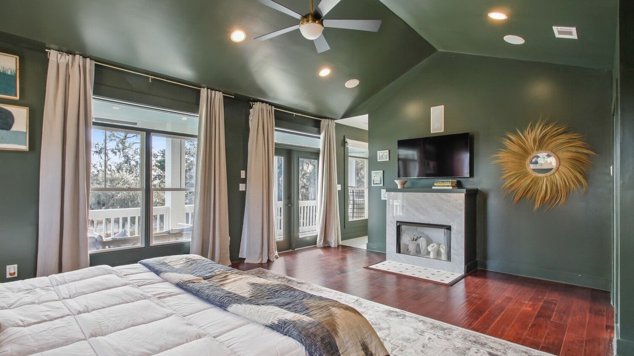 Photo of Bedroom in Thunderbolt
