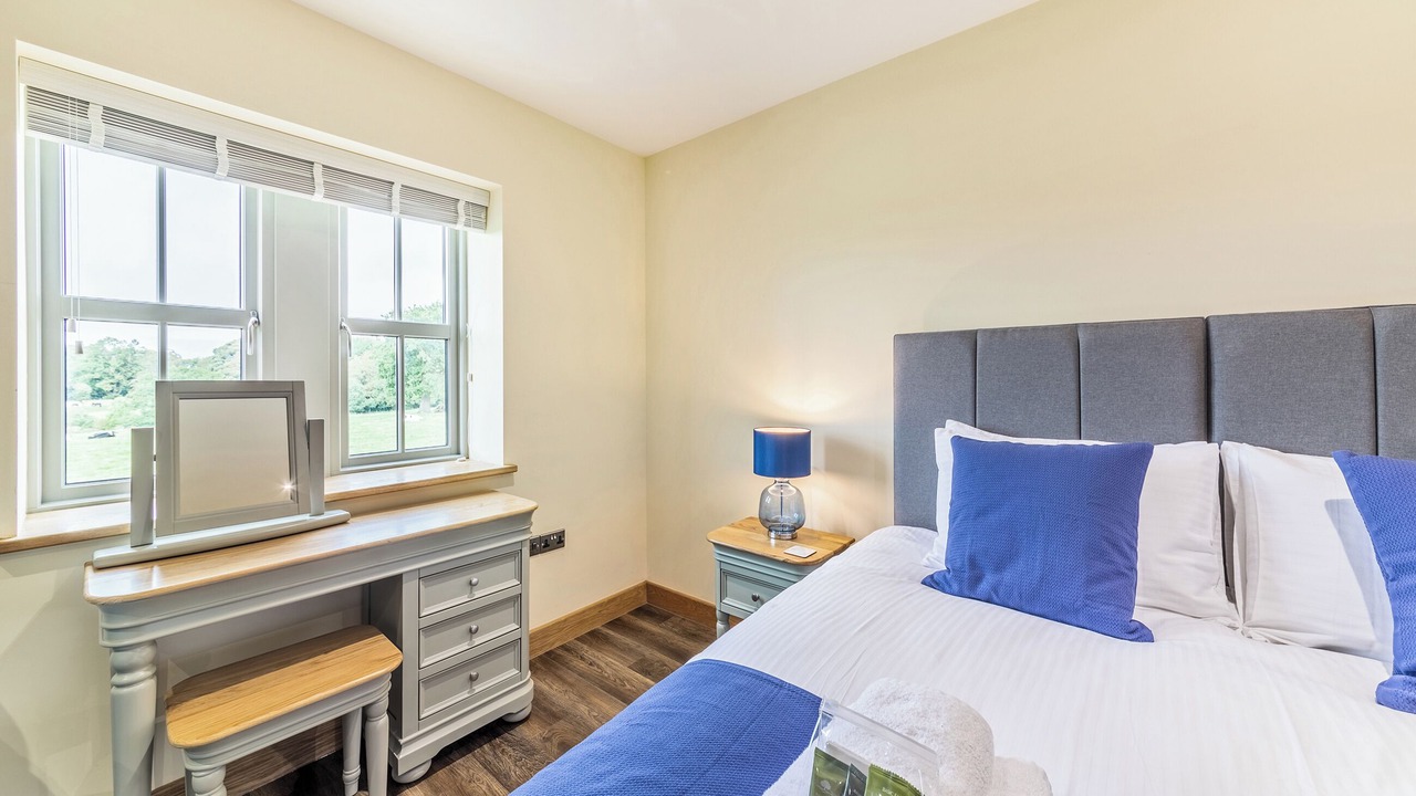 Photo of Others in Wing