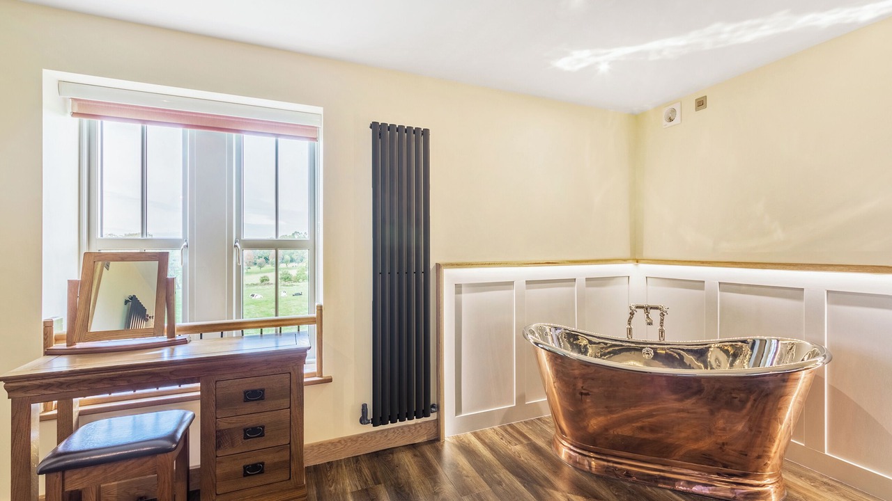 Photo of Others in Wing