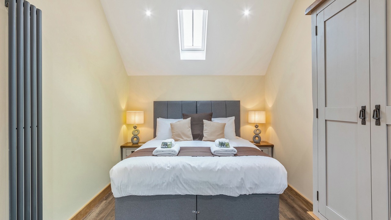 Photo of Others in Wing