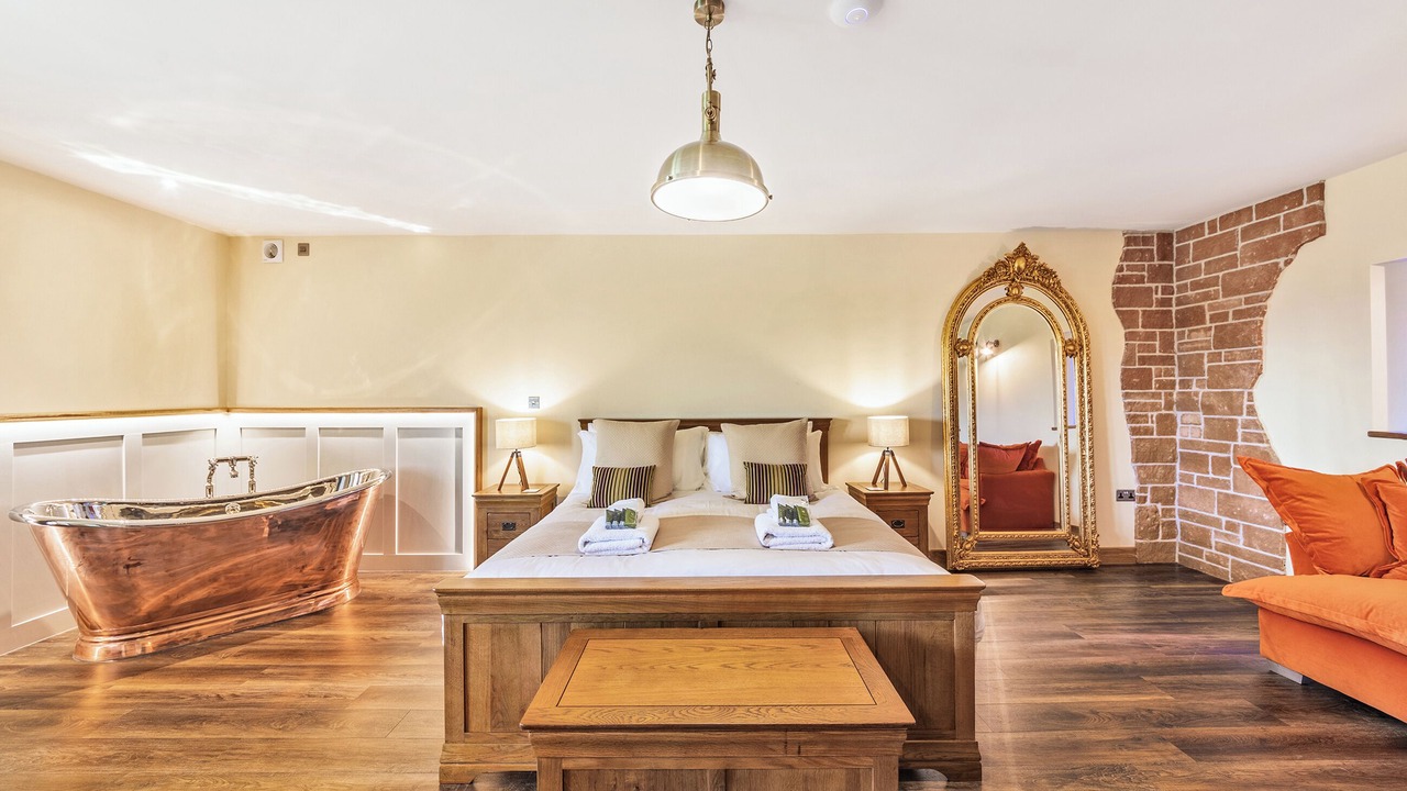 Photo of Others in Wing