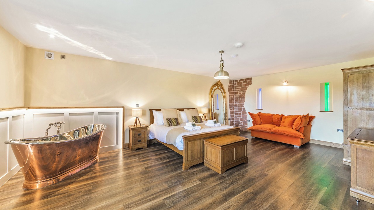 Photo of Others in Wing