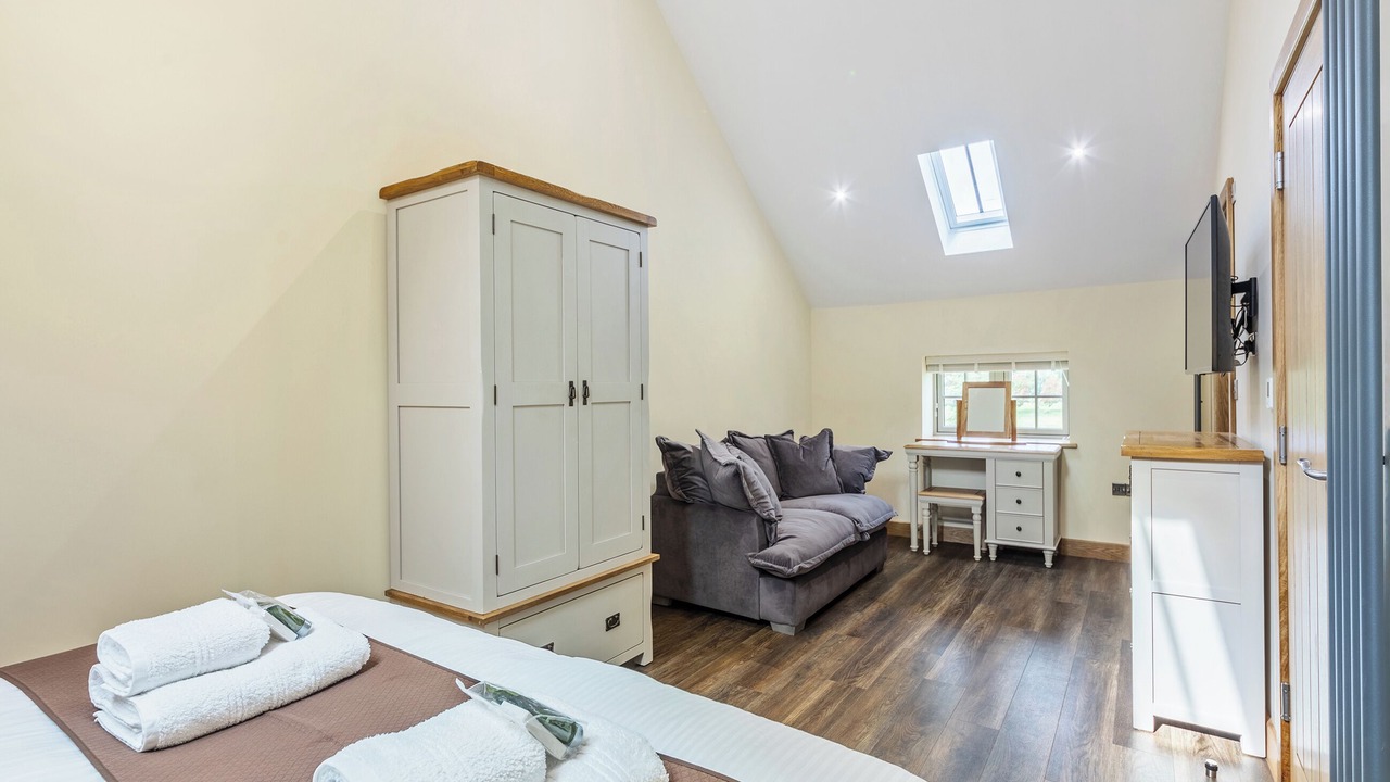 Photo of Others in Wing