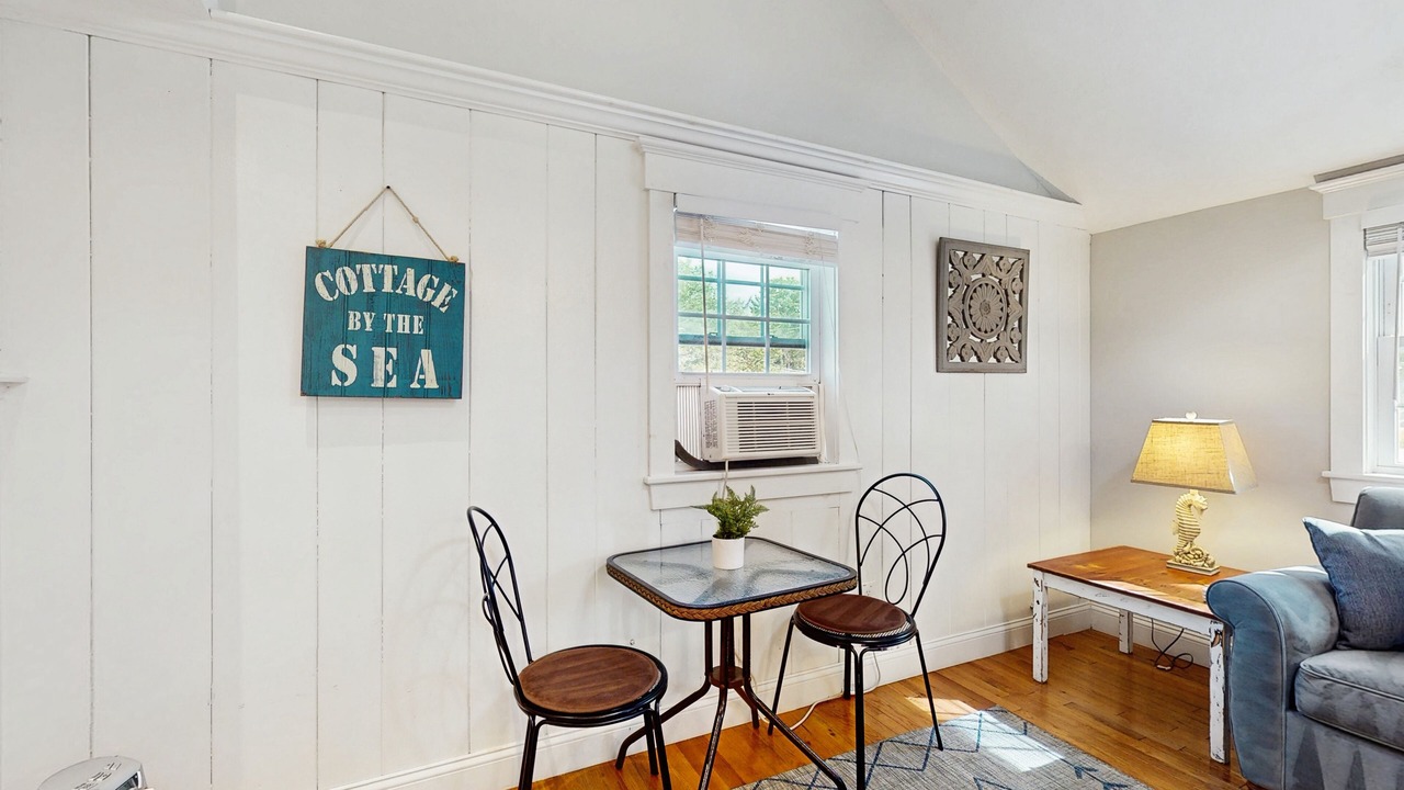 Photo of Others in West Yarmouth