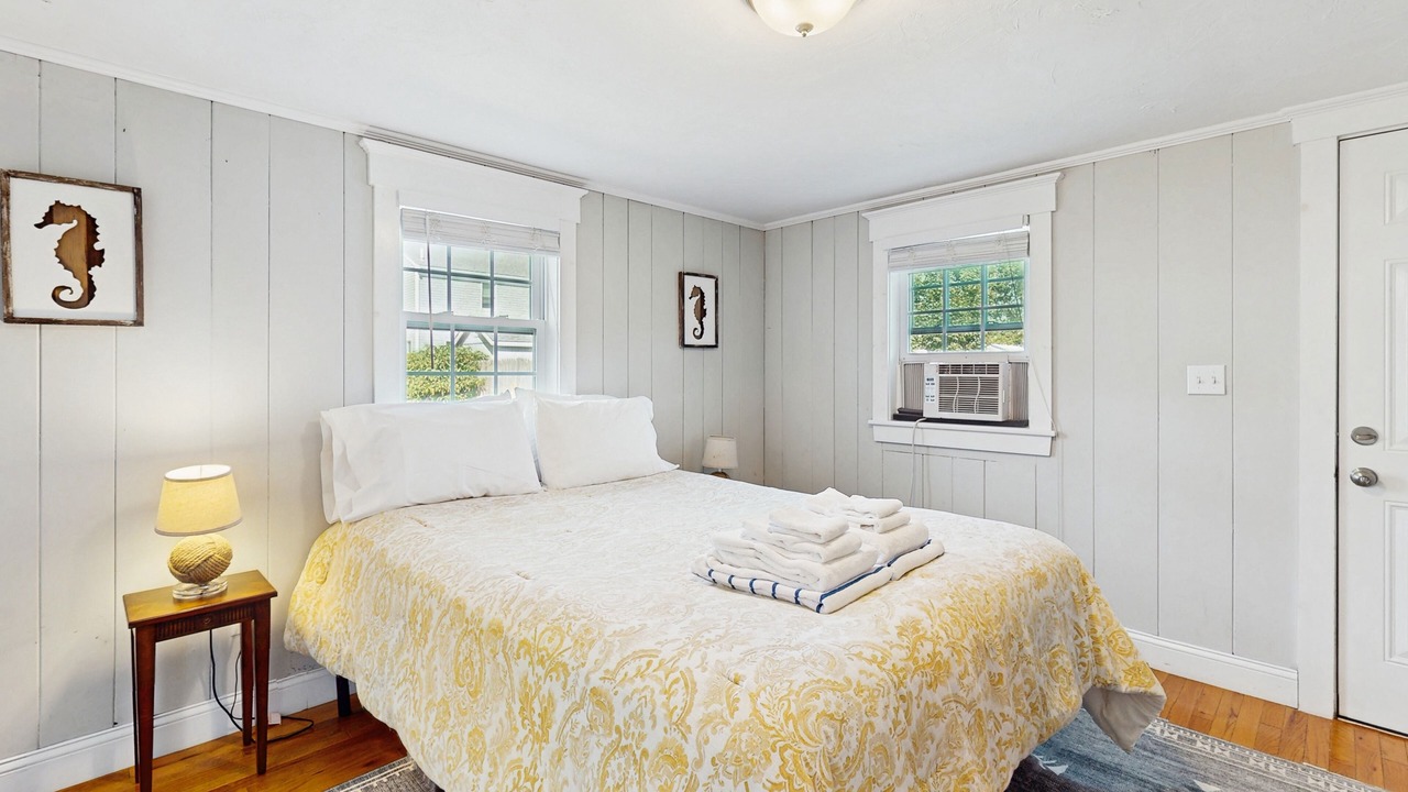 Photo of Bedroom in West Yarmouth