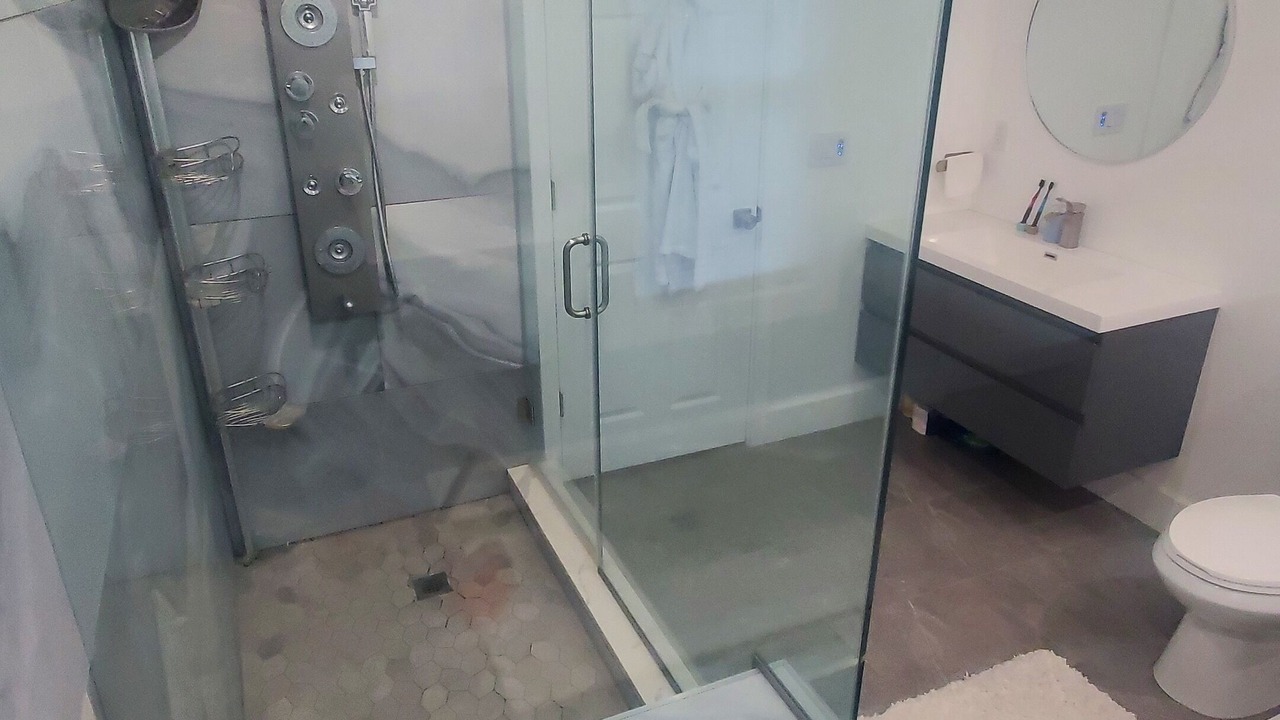 Photo of Bathroom in Cresskill