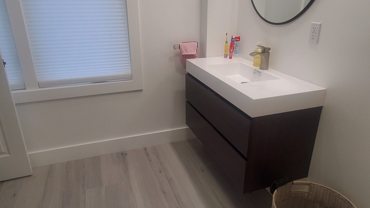Photo of Bathroom in Cresskill