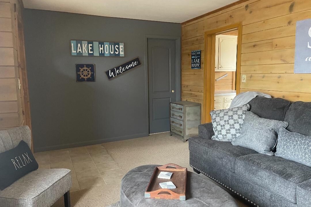 Photo of Livingroom in Dennis