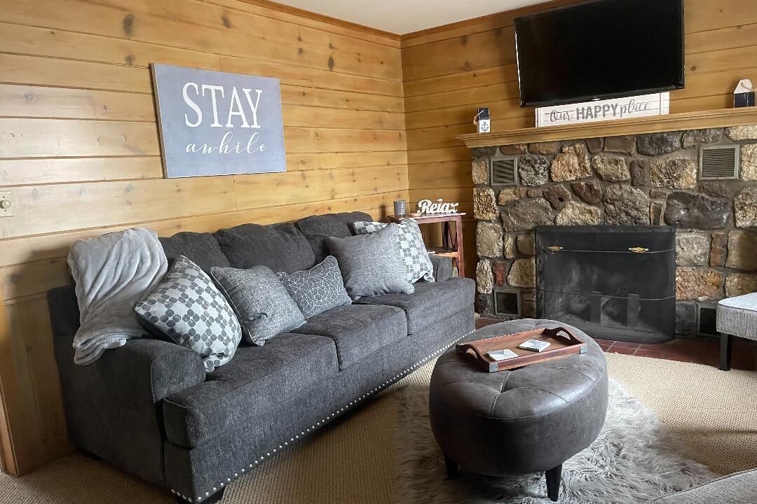 Photo of Livingroom in Dennis