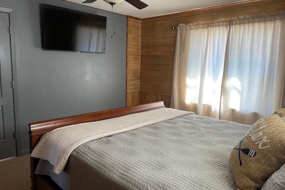 Photo of Bedroom in Dennis