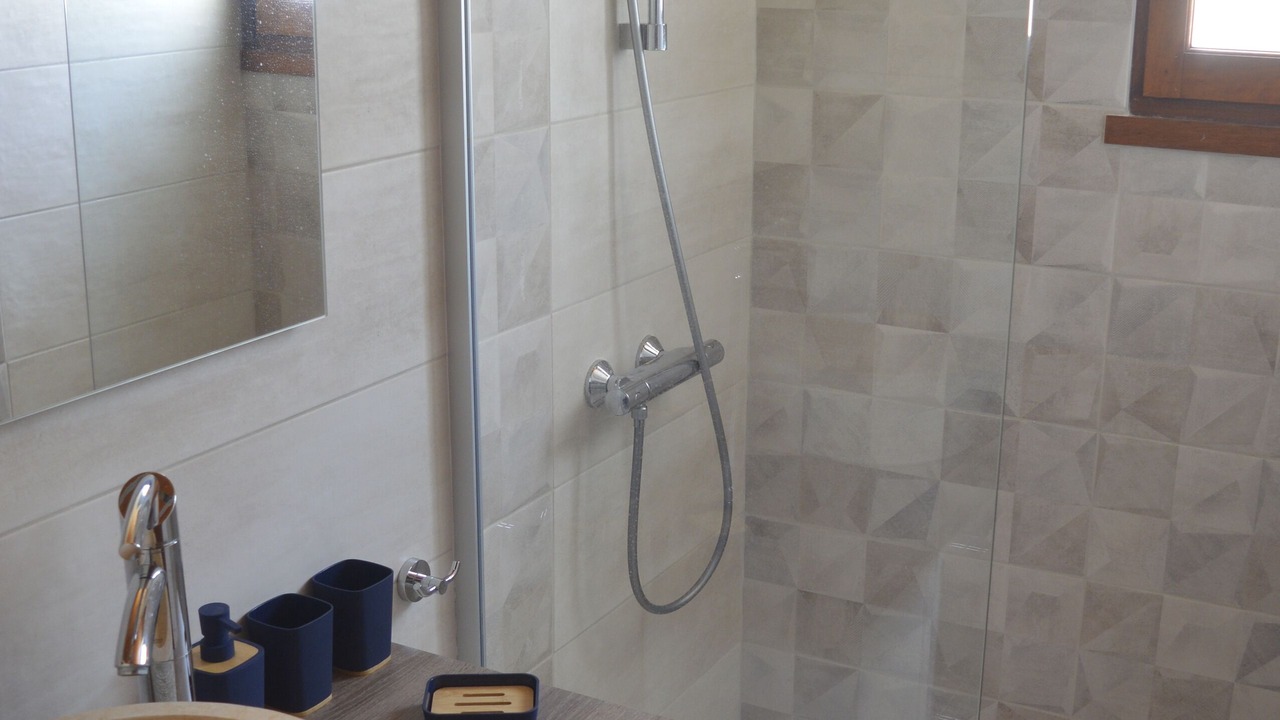 Photo of Bathroom in Barbatre