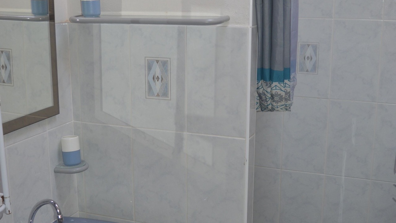 Photo of Bathroom in Barbatre