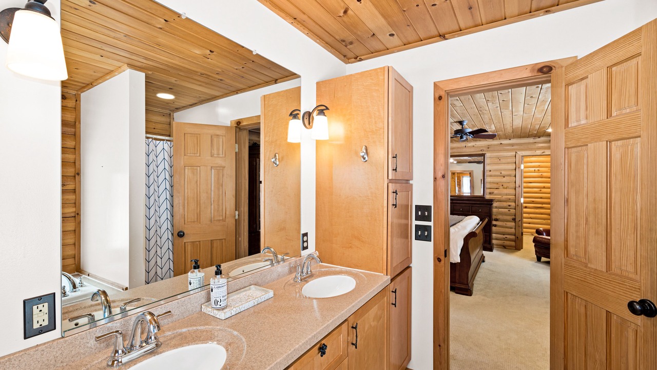 Photo of Bathroom in Lutsen