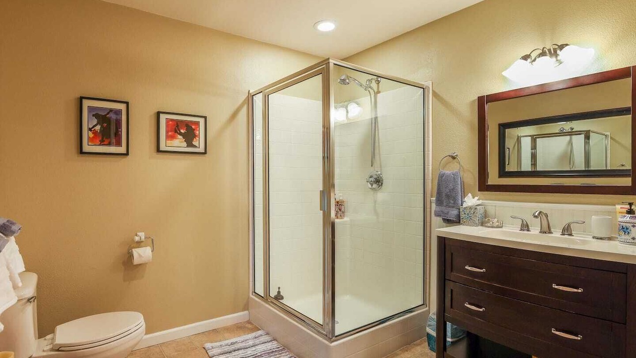 Photo of Others in Tanner