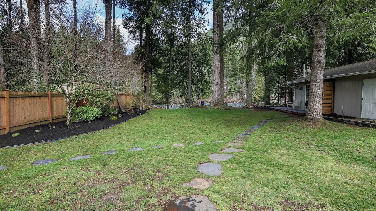 Photo of Others in Tanner