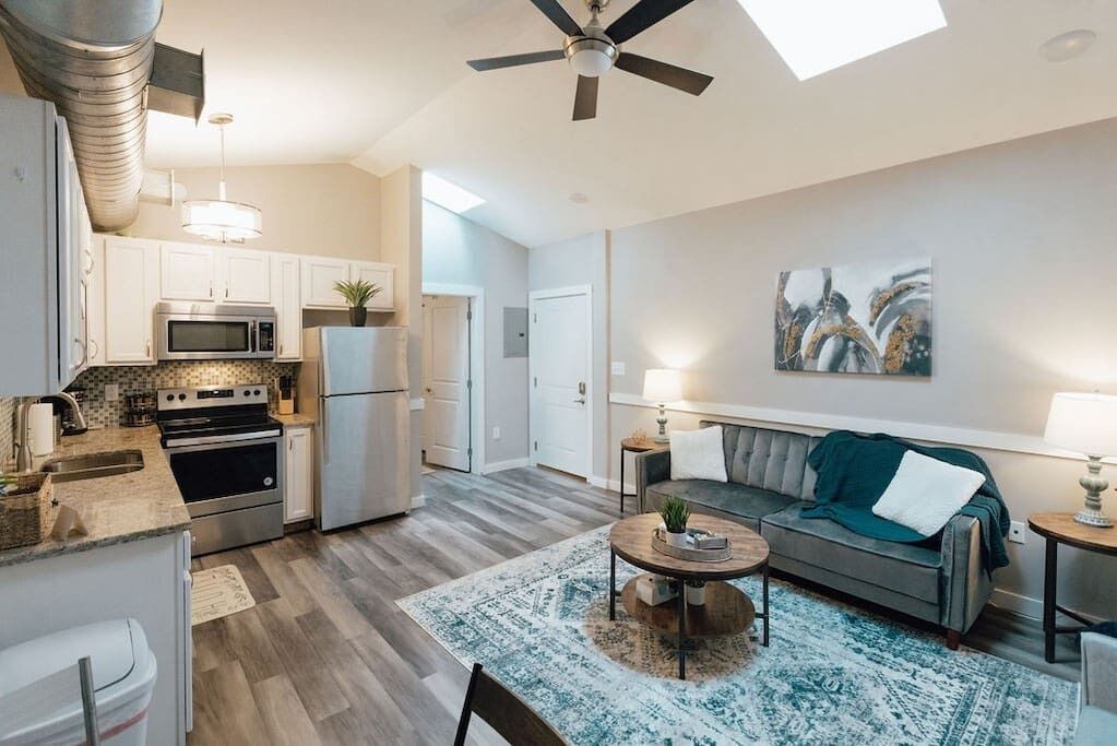 Photo of Livingroom in Johnson City