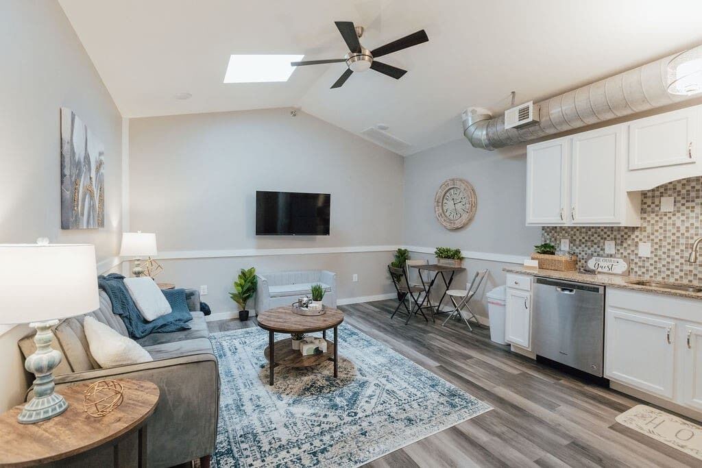 Photo of Livingroom in Johnson City