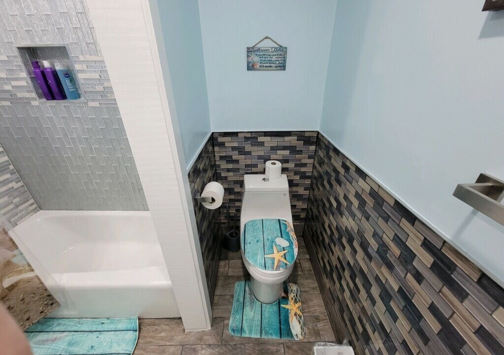 Photo of Bathroom in Palmetto Dunes