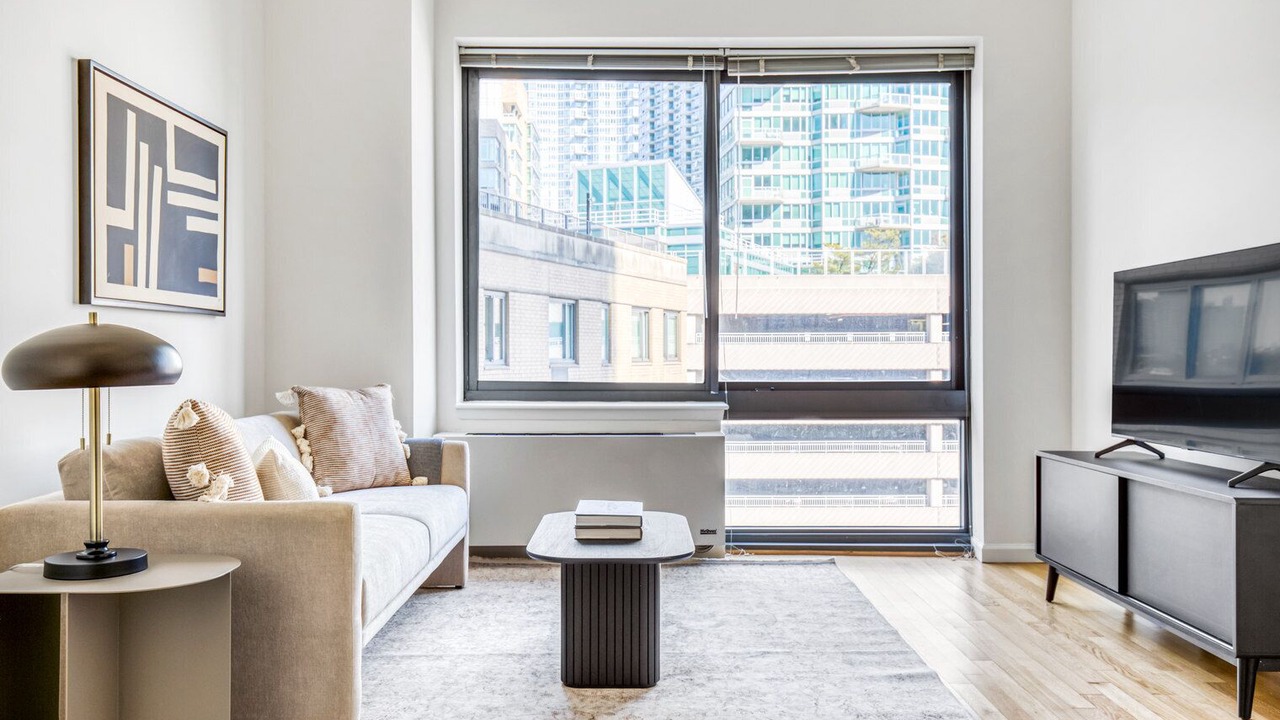 Photo of Livingroom in Hunters Point