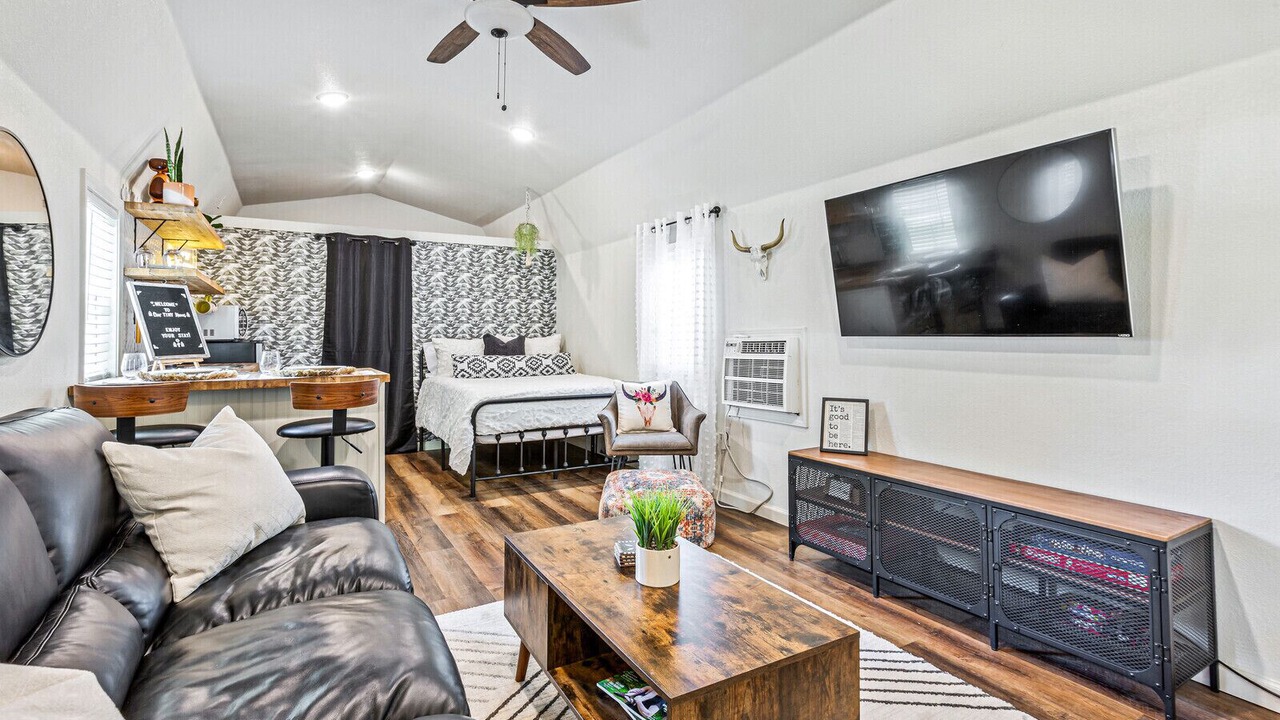 Photo of Livingroom in Waco