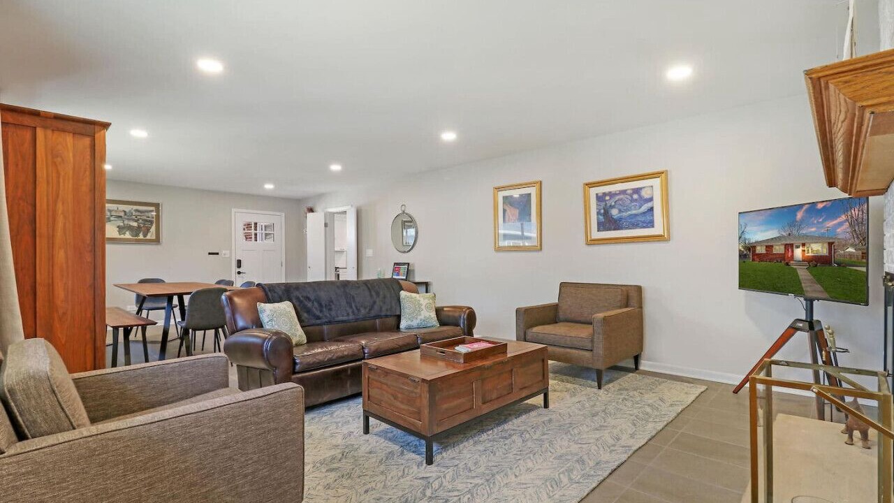 Photo of Livingroom in Waukegan