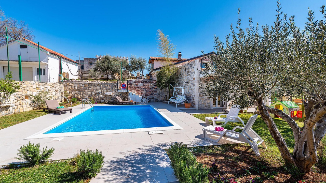 Photo of Outdoor in Razanac