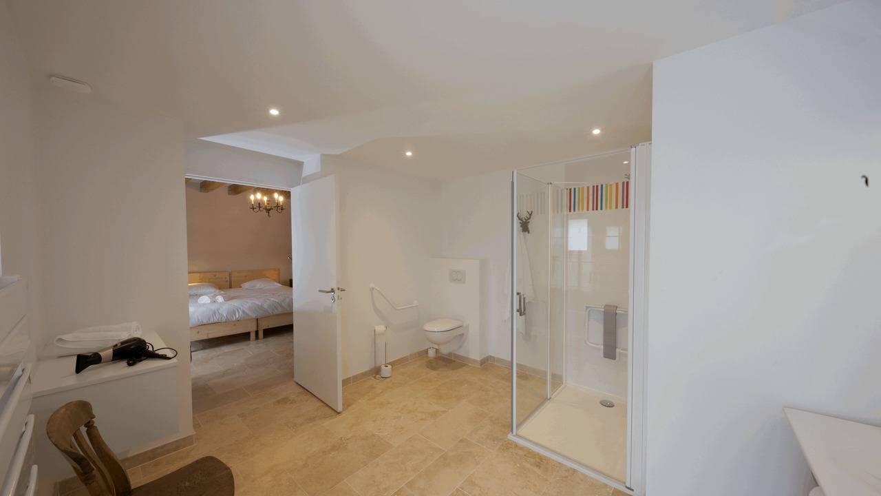 Photo of Bathroom in Chemery