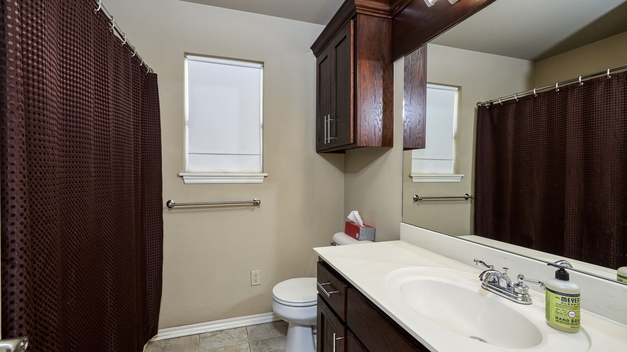 Photo of Bathroom in Central Oklahoma City