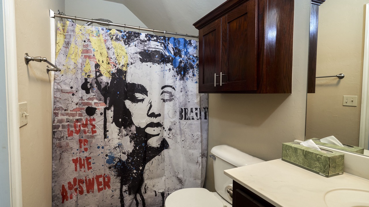 Photo of Bathroom in Central Oklahoma City